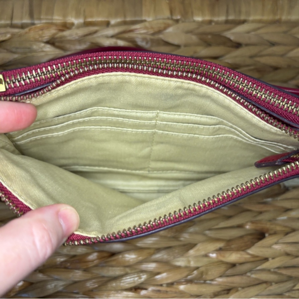 Fossil Red Leather Purse - Picture 14 of 16